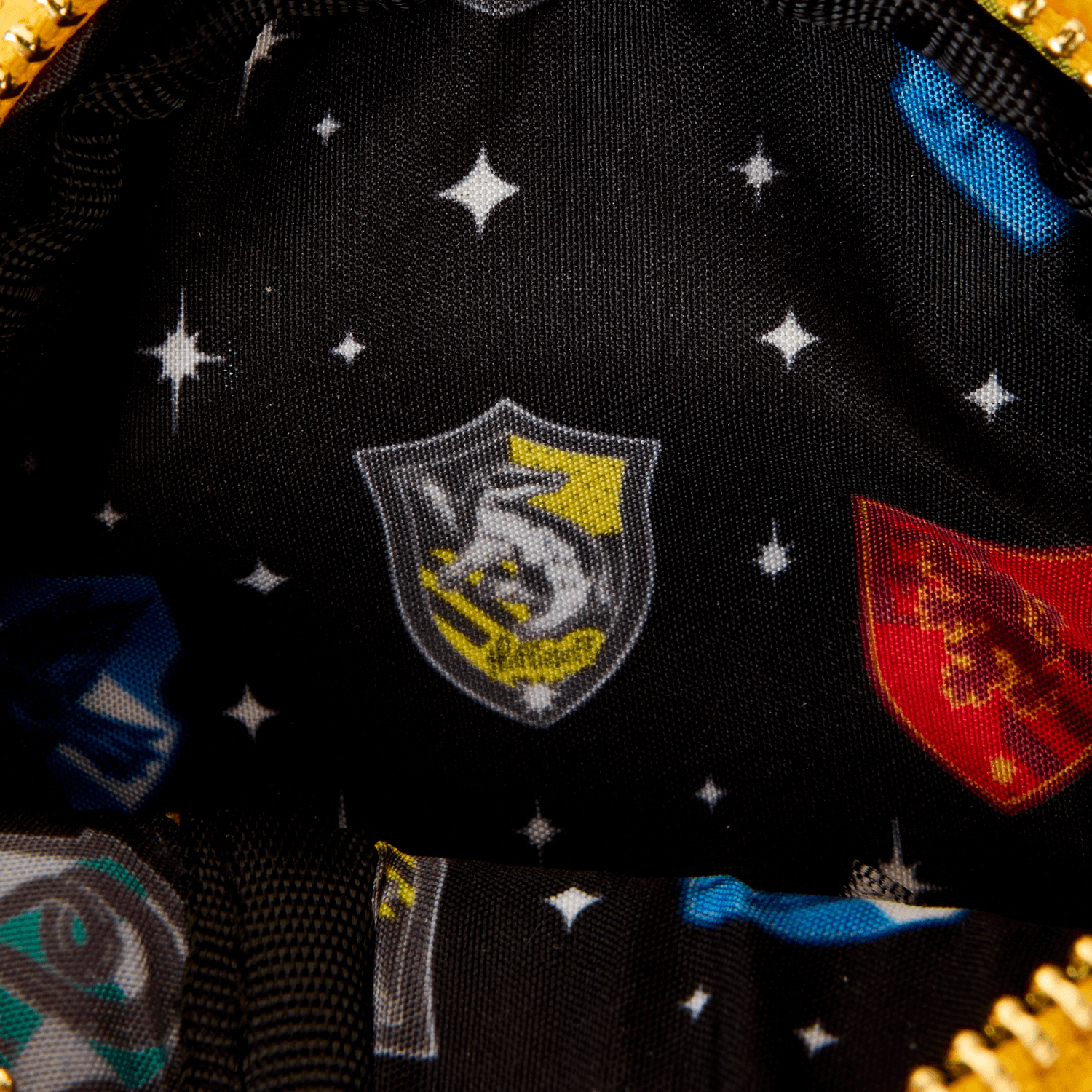 Harry Potter Hufflepuff House Treat & Disposable Bag Holder - Image 6