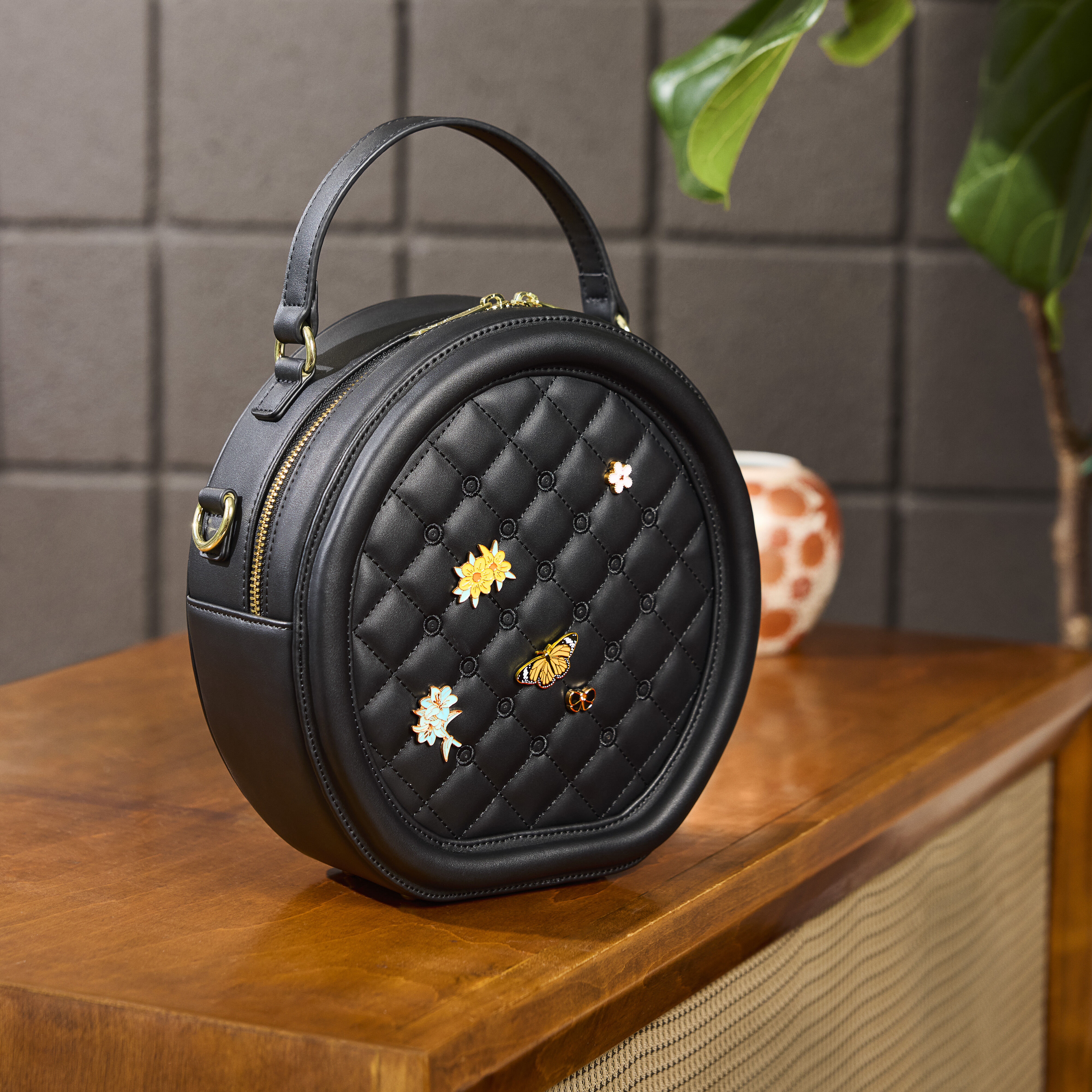 Loungefly The Laura Black Crossbody Pin Trader Bag - Image 3