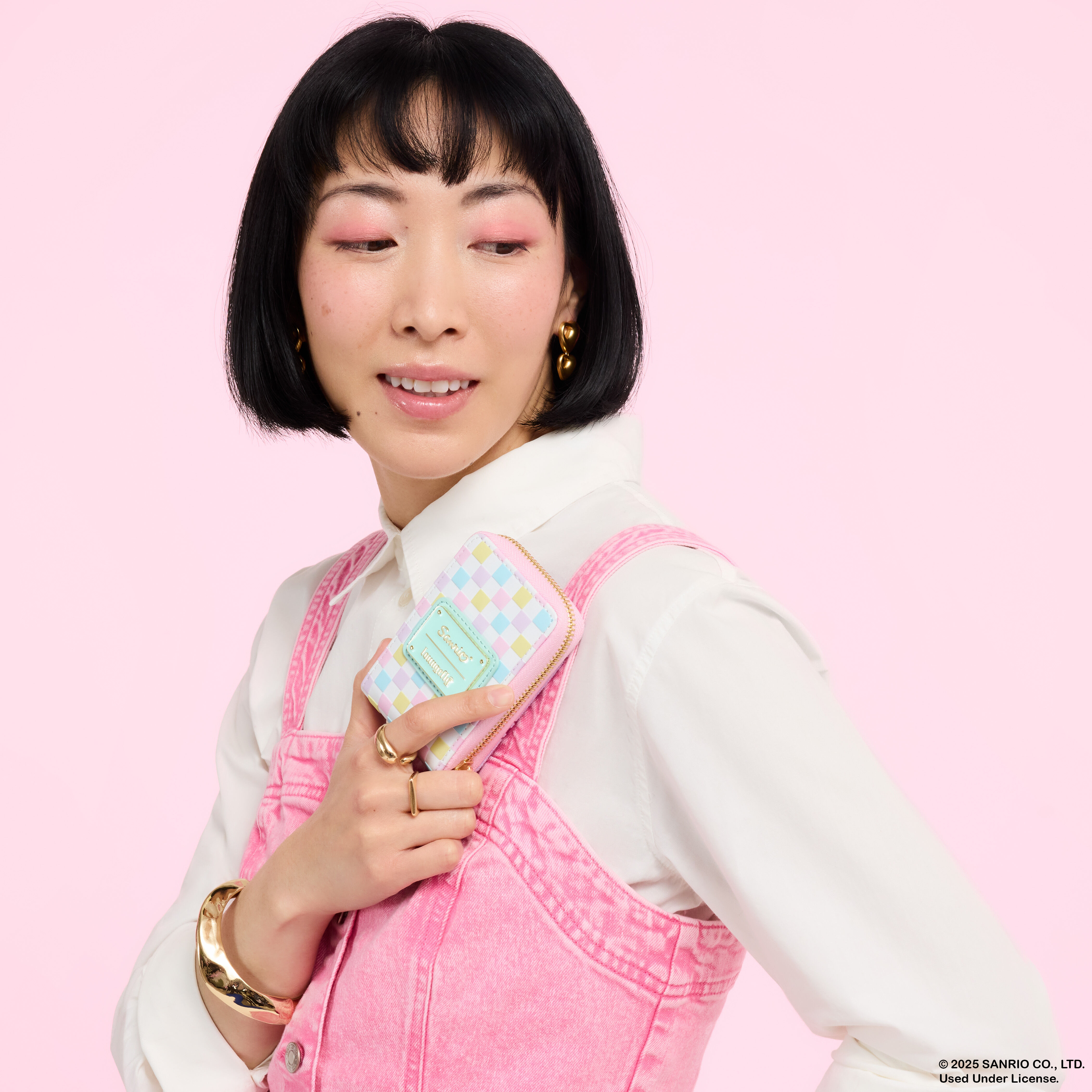 SDCC Limited Edition Hello Kitty & Friends Terry Cloth Accordion Wallet - Image 3